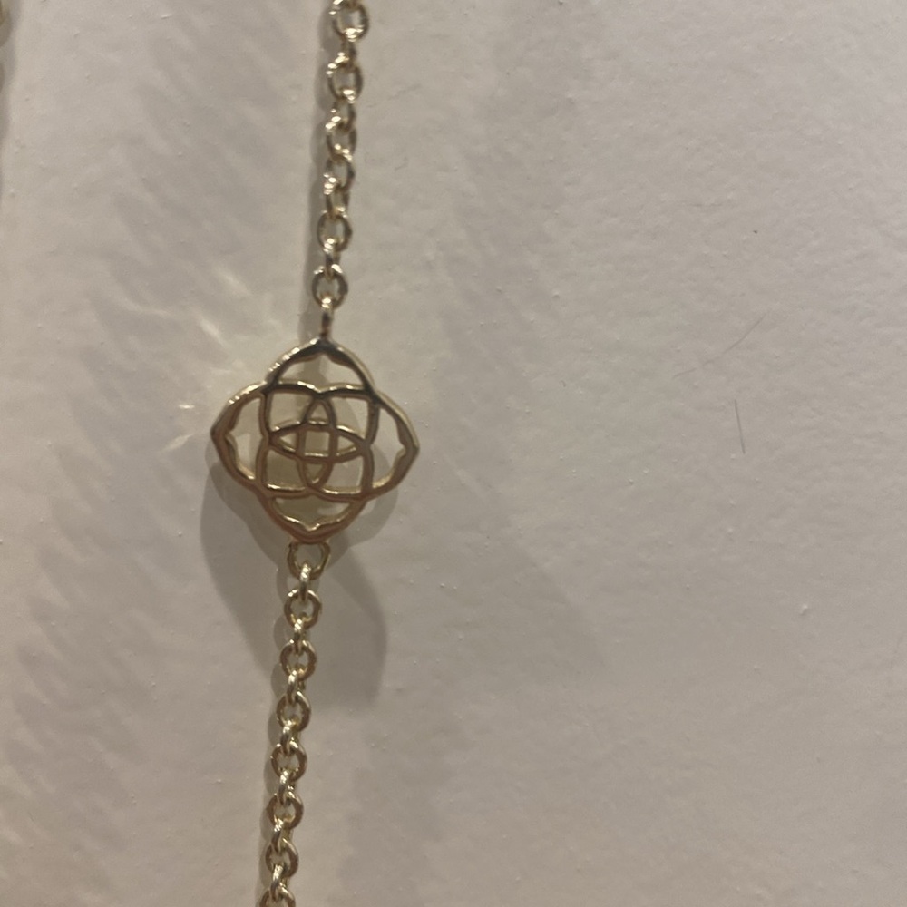 Kendra Scott Gray Cats Eye Sonya Station Necklace - Picture 3 of 6